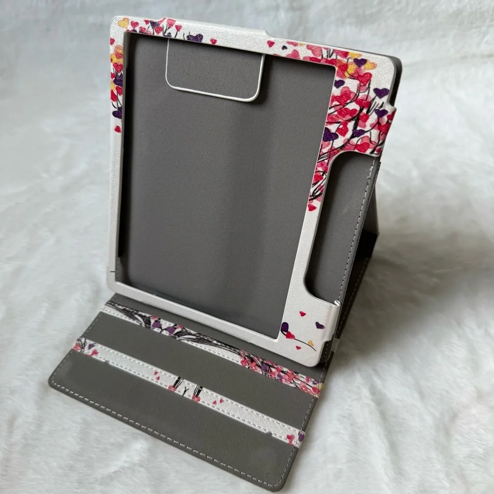 Kindle eReader Case Heart Tree Design Easel Standing
